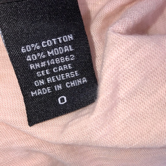 Torrid size 0 peach color pineapple print top - Picture 4 of 5